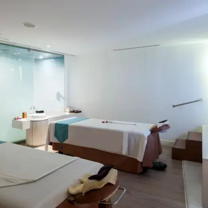 Centara Watergate Pavilion Hotel Bangkok