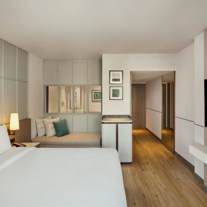deluxe guest room