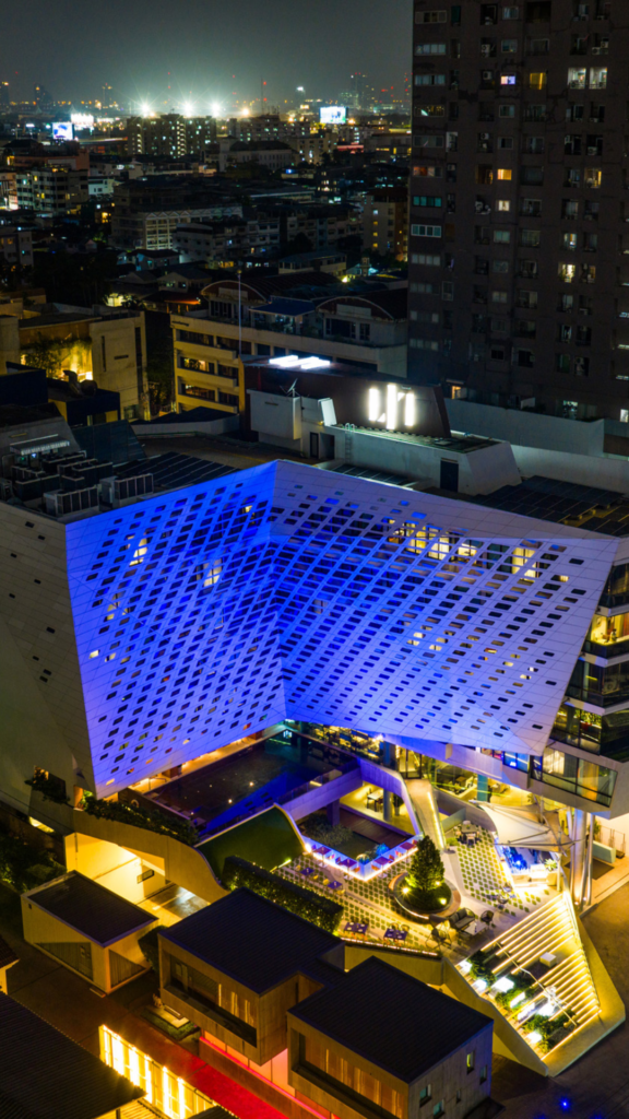 LiT Bangkok Hotel